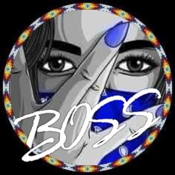 Profile Picture of Lorreen Prince (@lorreenpeters71) on Poshmark