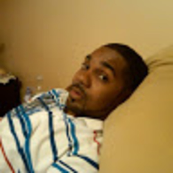 Profile Picture of Glendon Gruber (@glendongruber5) on Poshmark