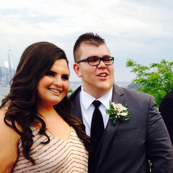 Profile Picture of Gianna Orecchio (@giannaorec) on Poshmark