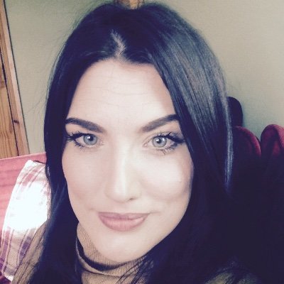 Profile Picture of Lisa McQuaid (@LisaMcQuaid7) on Twitter