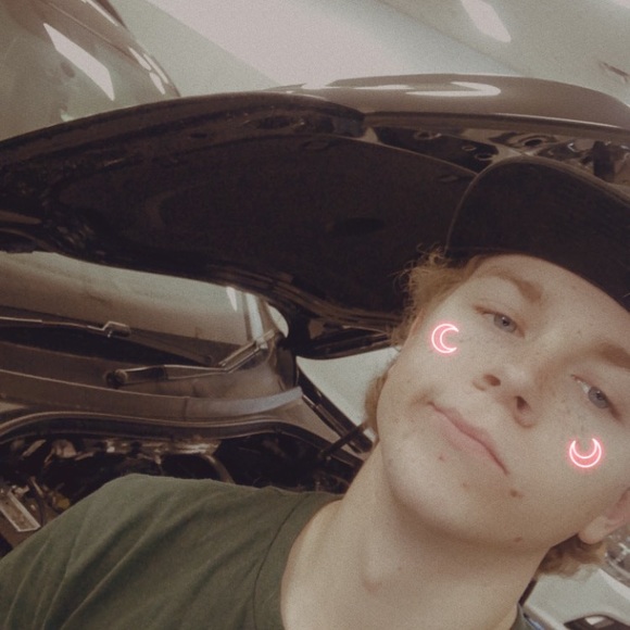 Profile Picture of Kyle Engel (@kyleengel710) on Poshmark