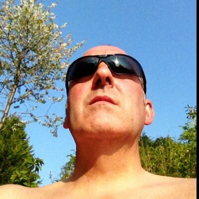 Profile Picture of Mervyn Jones (@mervclooney) on Twitter