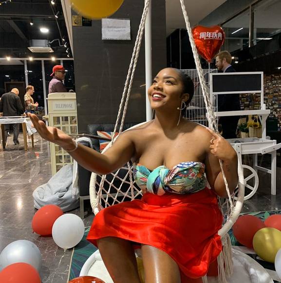 Profile Picture of Essence Williams (@esswilliams) on Poshmark