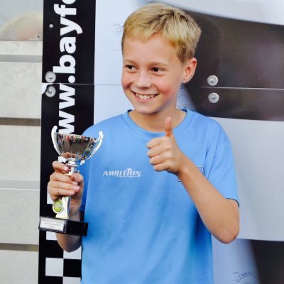 Profile Picture of Leon Clark (@Leonclarkracing) on Twitter