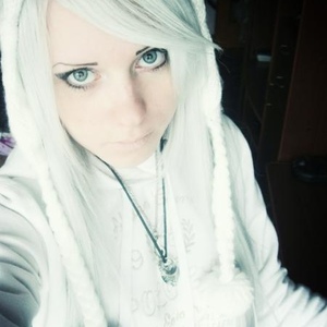 Profile Picture of Celestine Thomas (@celestinethomas) on Myspace