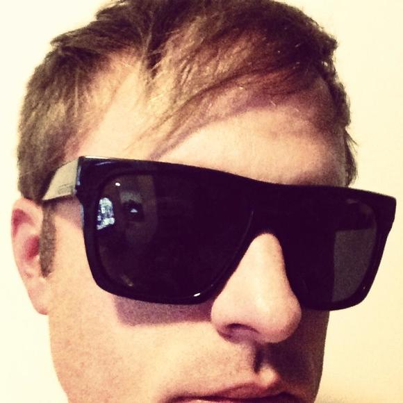 Profile Picture of Andy Jones (@thirdgradehater) on Poshmark