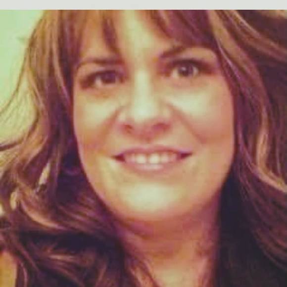 Profile Picture of Jody Anderson (@jodyblooms16) on Poshmark