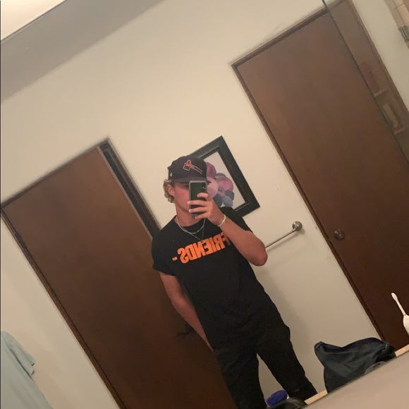 Profile Picture of Jj Kukes (@kukes27) on Poshmark