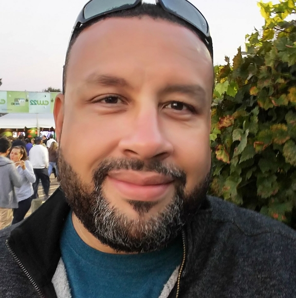 Profile Picture of Shawn Fowler (@frozndragn) on Poshmark