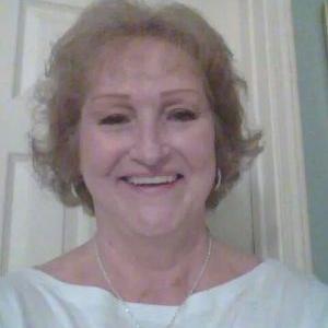 Profile Picture of Libby Pike Jones (@dwj_pike) on Twitter