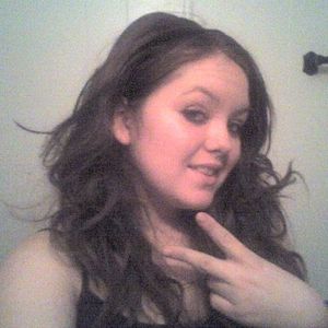 Profile Picture of Stephanie Kaczmarek (@lilredd13) on Myspace