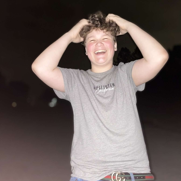 Profile Picture of Draden Walstrum (@dradenwalstrum) on Poshmark