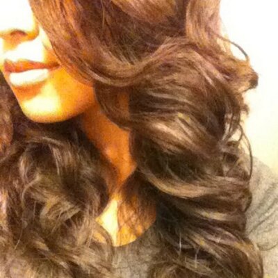 Profile Picture of Vivian Nguyen (@darlingVivling) on Twitter