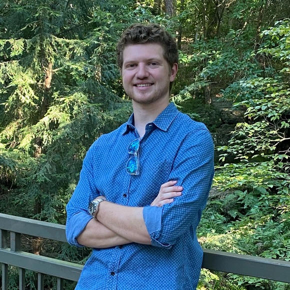 Profile Picture of Garrett Maupin (@garrettm35) on Poshmark