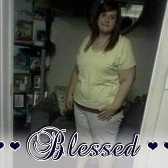 Profile Picture of Donna Miles (@dmiles5511) on Poshmark