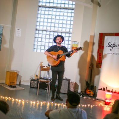 Profile Picture of James Baxter (@OfficialJBaxter) on Twitter