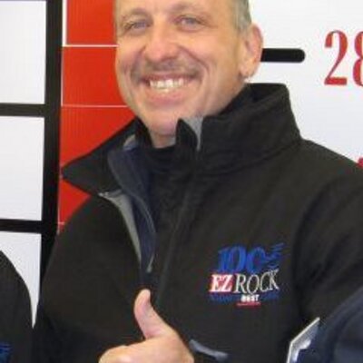 Profile Picture of Joel Lamoureux (@ezrockjoel) on Twitter