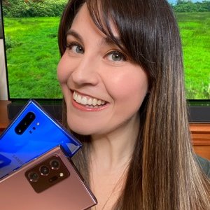 Profile Picture of Lexy  📸 📱 🎧 (@LexyTopping) on Twitter