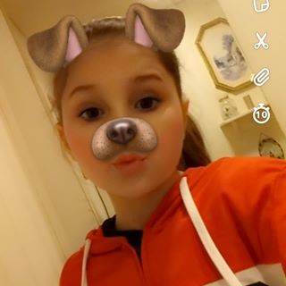 Profile Picture of Amilia Clark (@amilia.clark.98) on Facebook