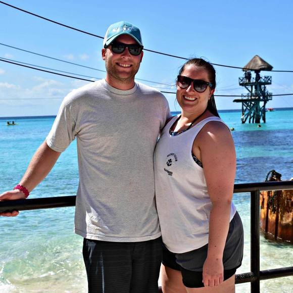 Profile Picture of Samantha Reznicek (@samwuhzam174) on Poshmark