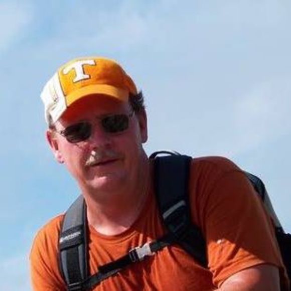 Wayne Harrell - Poshmark Profile Picture of Wayne Harrell (@wayneharrell213) on Poshmark