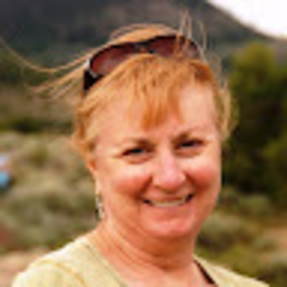 Profile Picture of Claire Galkowski (@clswestwood) on Poshmark