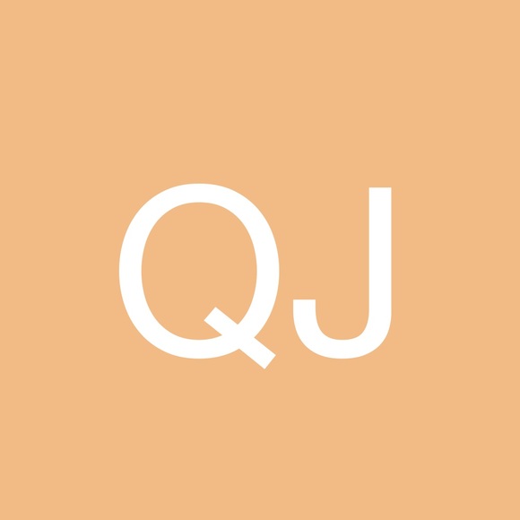 Profile Picture of Quintella Johnson (@qjohnson1203) on Poshmark