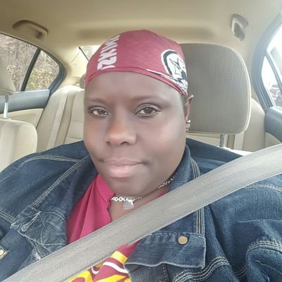 Profile Picture of Terri Rector (@teestreasurebox) on Twitter
