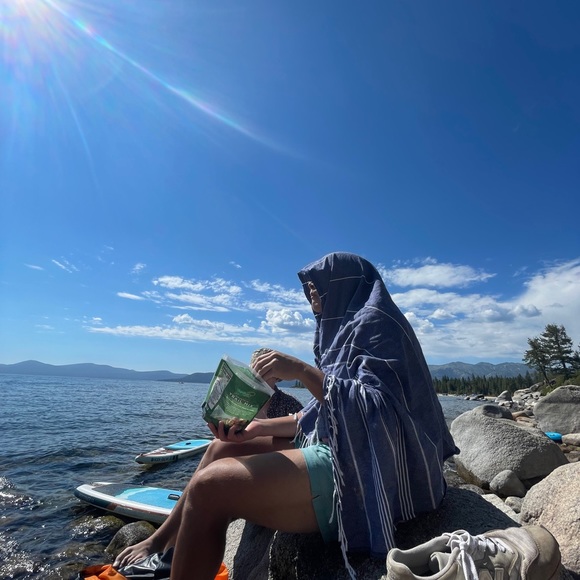 Profile Picture of Adam Zaragoza (@adamzaragoza) on Poshmark