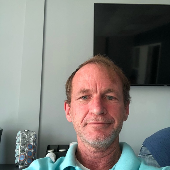 Profile Picture of Barry Collins (@barrycollins) on Poshmark