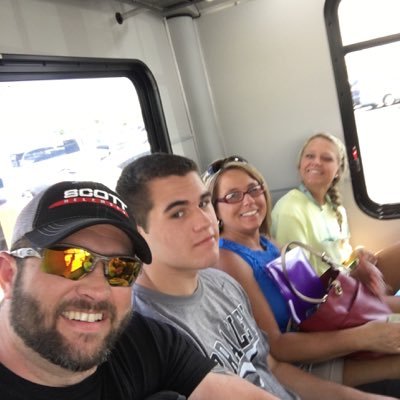 Profile Picture of Darrell Grady (@dlgrad) on Twitter