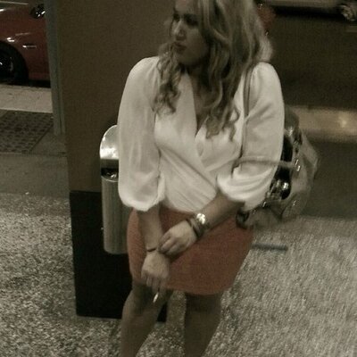 Profile Picture of myra connell (@ConnellMyra) on Twitter