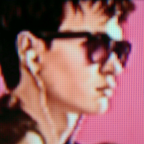 Profile Picture of Anthony Santiago (@acebelly) on Poshmark