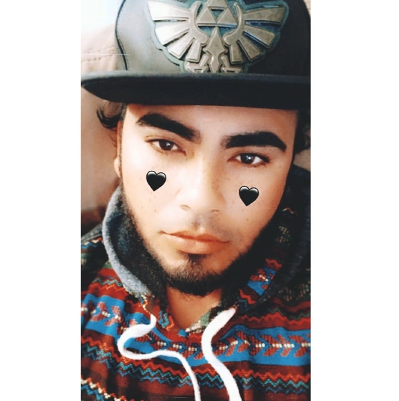 Profile Picture of Abdías S. gonzalez (@abdiasanz) on Poshmark