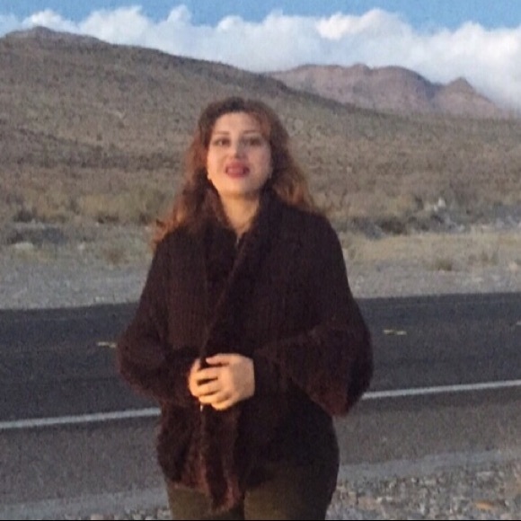 Profile Picture of Asmar Shahabi (@asmarshahabi) on Poshmark