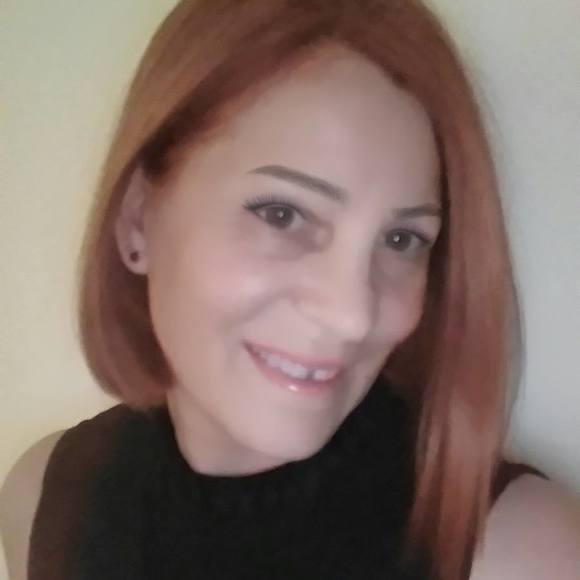Profile Picture of Galya Lelu (@nikilinalina) on Poshmark