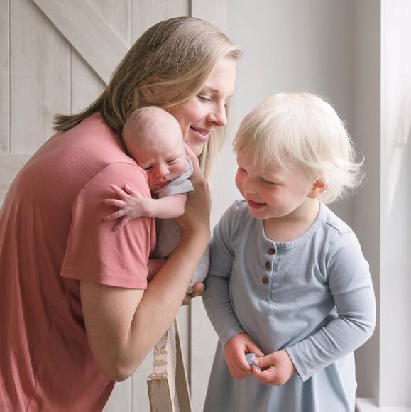 Profile Picture of Erin tumlin Frizzell (@karshurt) on Poshmark