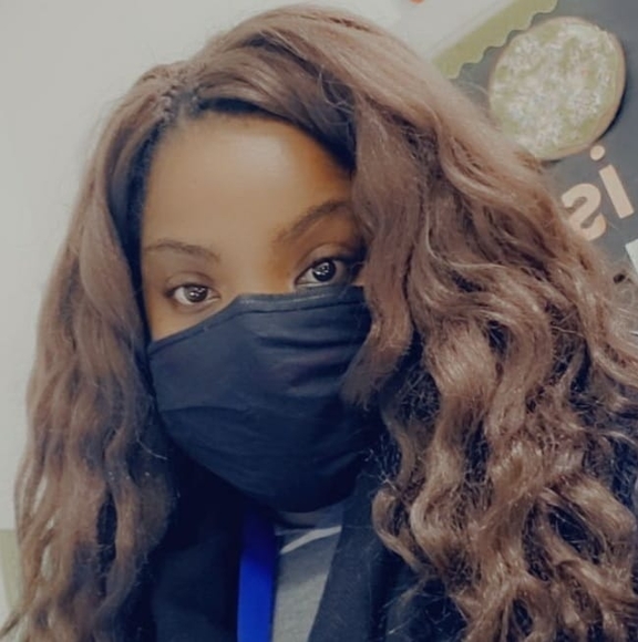 Profile Picture of Shelly Ann (@shellyann0105) on Poshmark