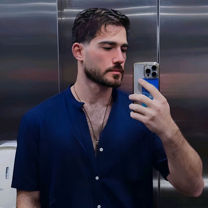 Profile Picture of Adam (@adam_ldn) on Tiktok