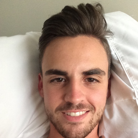 Profile Picture of Caleb Hogan (@calebbbho) on Poshmark