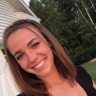 Profile Picture of Mandi Baker (@mandibaker10) on Twitter