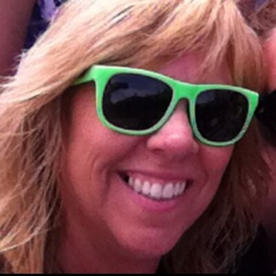 Profile Picture of Debbie Connor (@Debdawoman) on Twitter