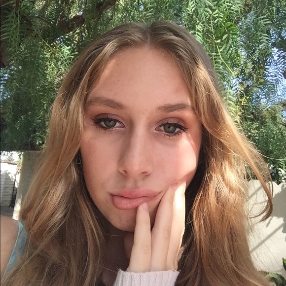 Profile Picture of Kara Musso (@kara_79) on Poshmark