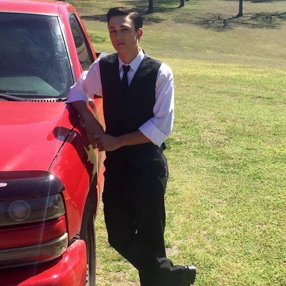 Profile Picture of Brenton Clark (@brentonclark) on Poshmark