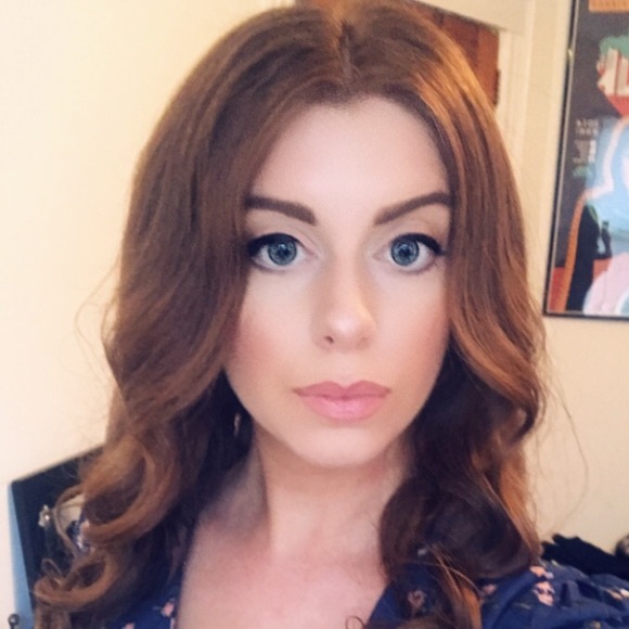 Profile Picture of Sara Andriello (@ah_sara) on Poshmark