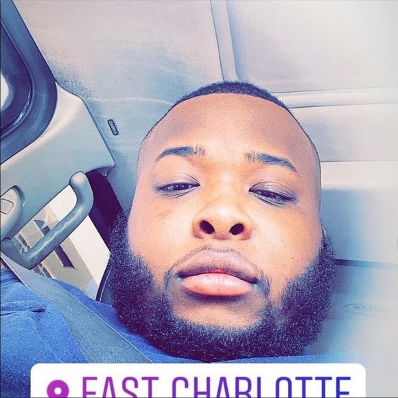 Profile Picture of David Sackiel (@davidsackiel) on Poshmark