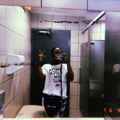 Profile Picture of Davi.grimes (@DavinaGrant8) on Twitter