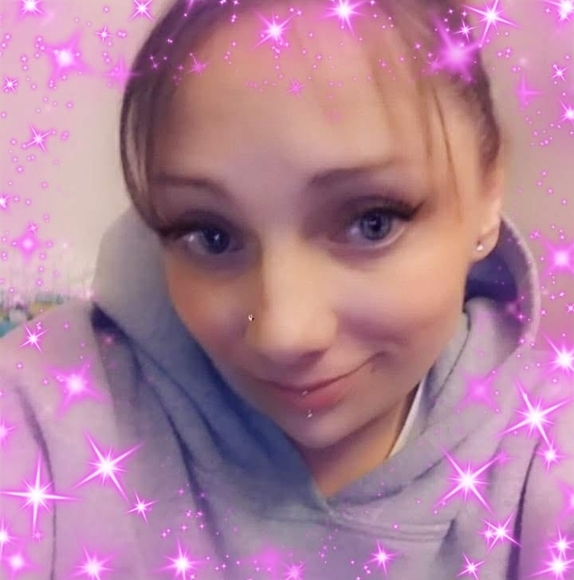 Profile Picture of Angel Quintana (@angelquintan512) on Poshmark