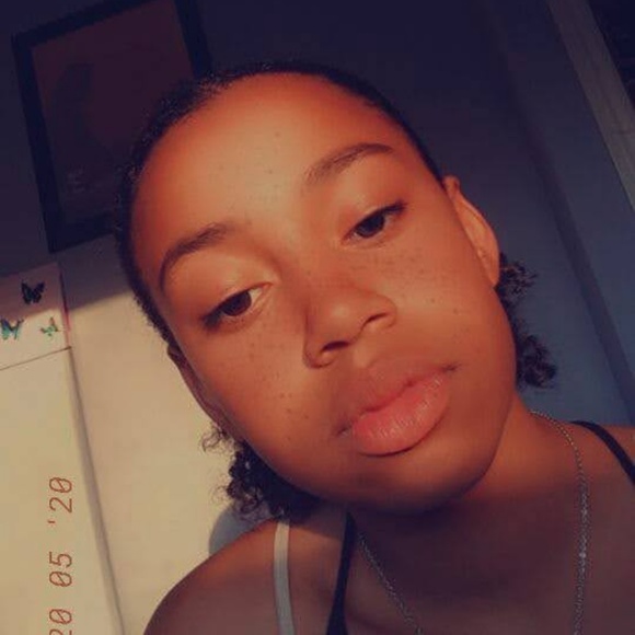 Profile Picture of Jerica Smith (@jerica_smithh) on Poshmark
