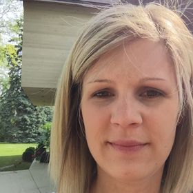 Profile Picture of Heidi Duerksen (@heidibreanne) on Pinterest
